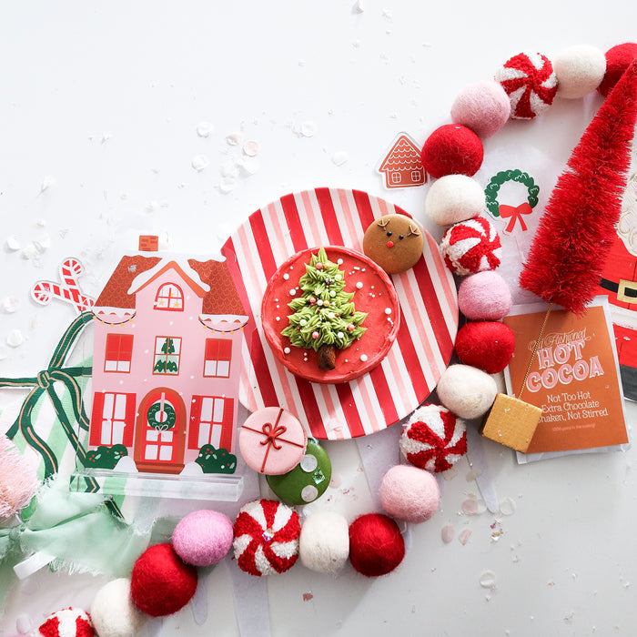 5 MUST HAVES to Decorate for Christmas - Zurchers