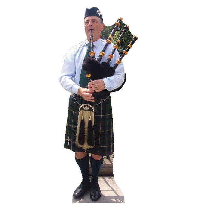 Scottish Bagpiper Lifesize Standup *Made to order - please allow 10 - 14 days for processing* - Zurchers